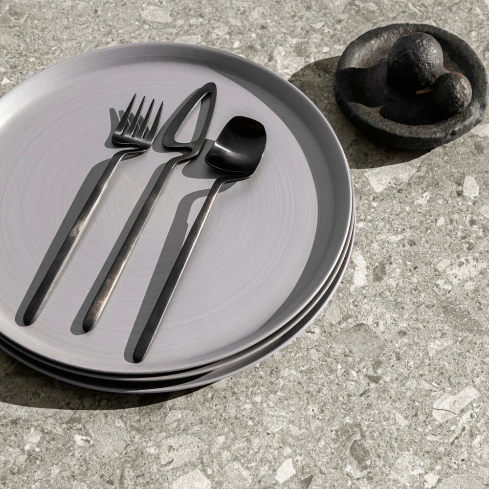 Cruise//alu Dining table 2 Cruise//alu Dining table - Image 2