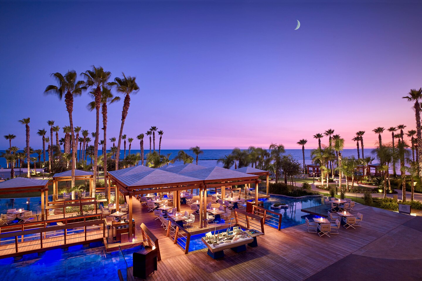 Parklane-Resort-Spa-Cipro-0