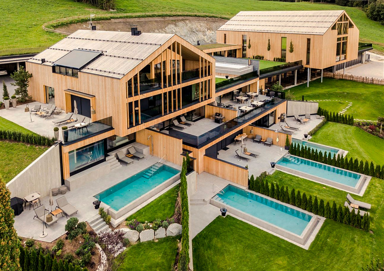 Private-Luxury-Chalet-4