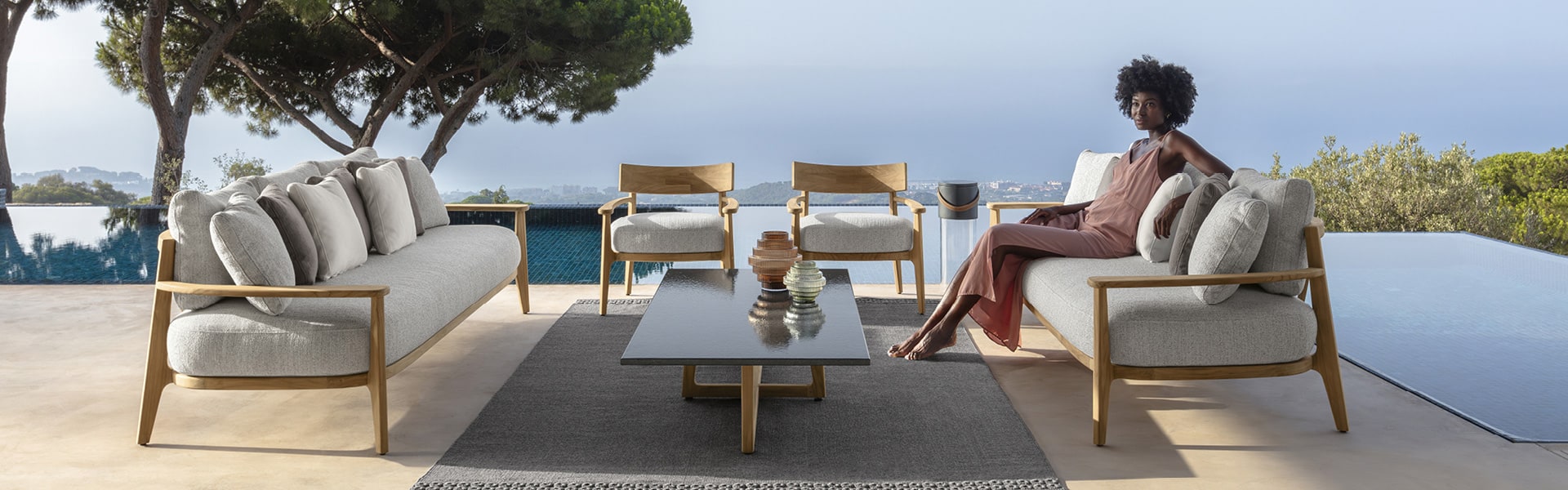 Titans of Luxury Furniture Brands: A Comprehensive Comparison 5 5foto home Ever w