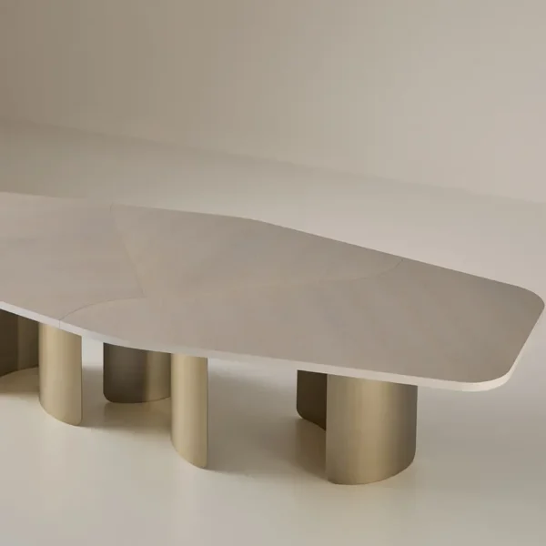 Onda Fresno dining table - Image 4