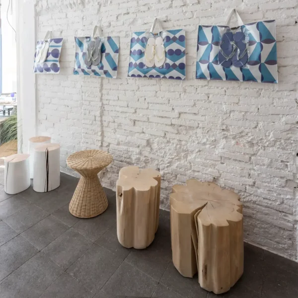 Brick side table - Image 6