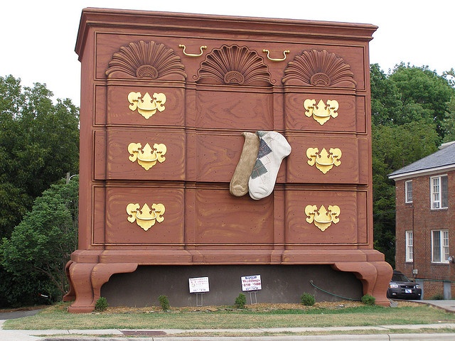 Furniture Capital of the World: High Point’s Legacy and a Los Angeles Luxury Alternative 1 58909cfcf58c0d347be735b1810041d6