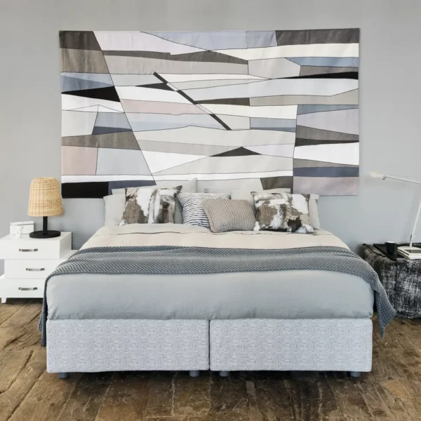 Simple bed - Image 3