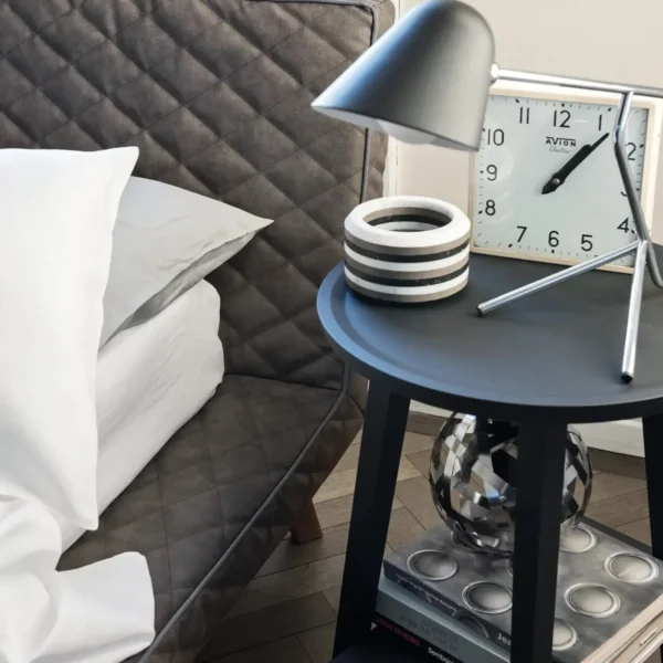 LC nightstand - Image 17