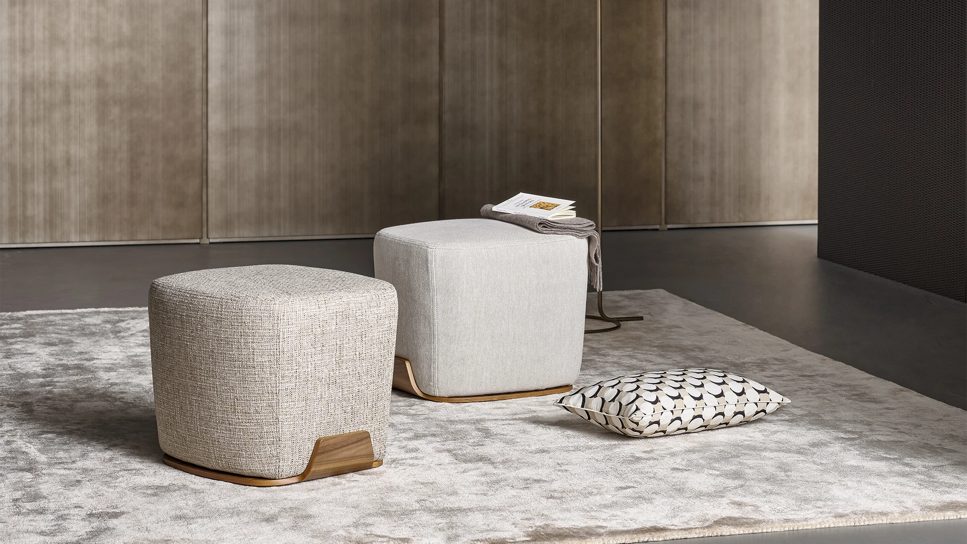 Rattan Pouf: A Luxury Accent for Modern Interiors 4 bonaldo pouf olos pouf main slider 01