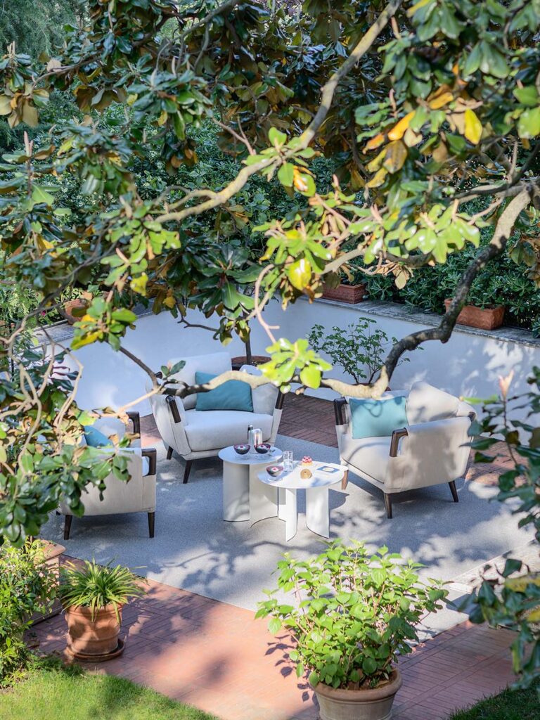 Flou Furniture Beyond Beds – Chaise Lounges and Ottomans Carrying the ‘Design for Sleep’ Legacy 1 Gaudi