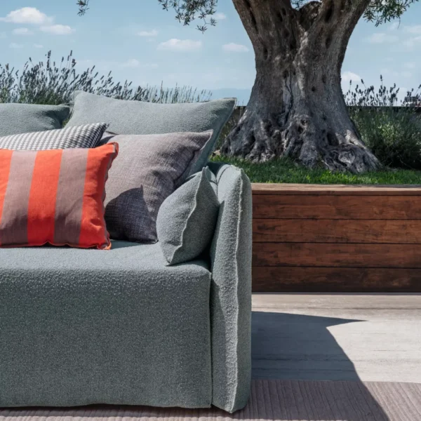 Ghost Out sofa - Image 9