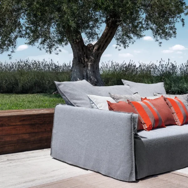 Ghost Out sofa - Image 11
