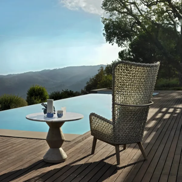 Inout Dining table - Image 7