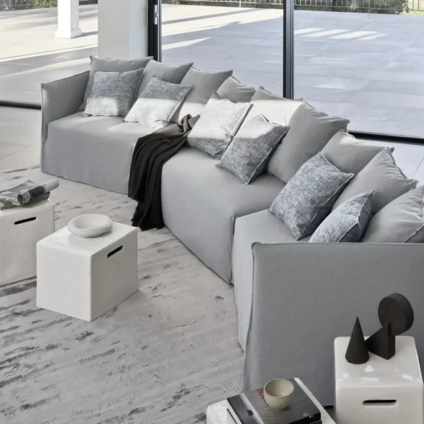 Inout side table - Image 7