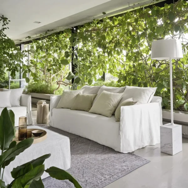 Ghost sofa - Image 15