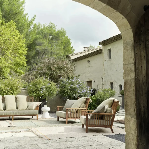Inout side table - Image 11
