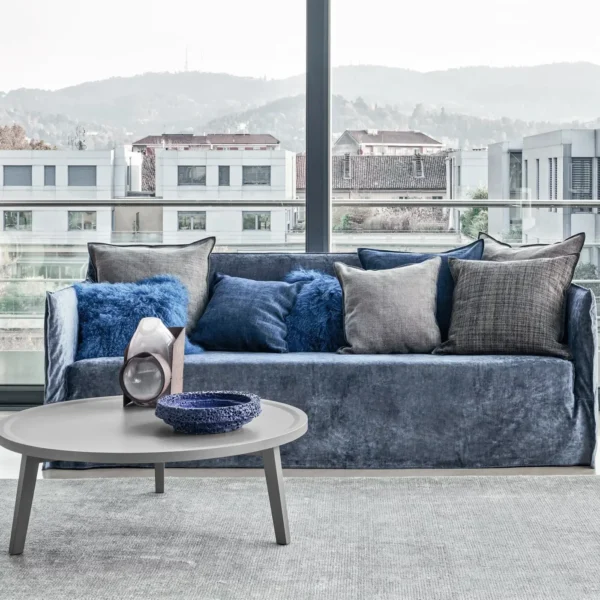 Ghost sofa - Image 22