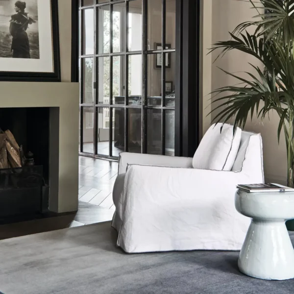 Inout side table - Image 9