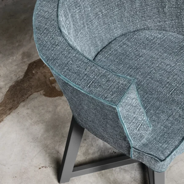 Gray armchair - Image 3