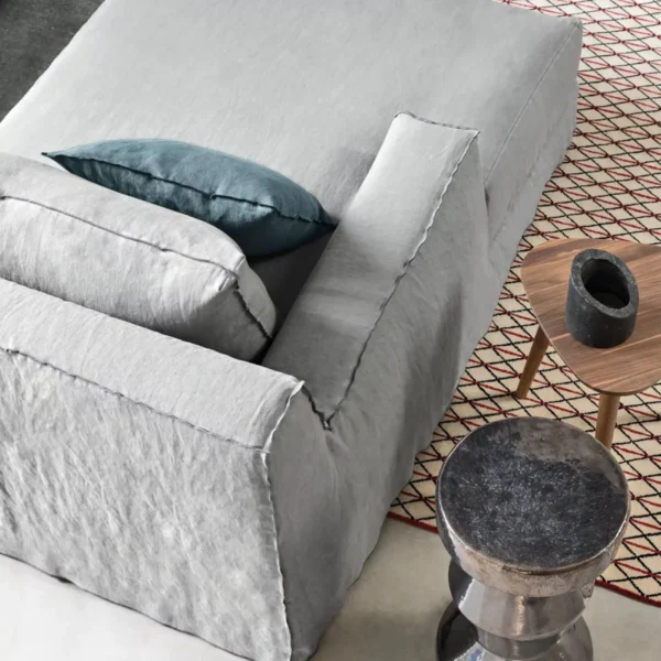 Inout side table - Image 7