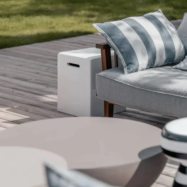 Inout side table - Image 19