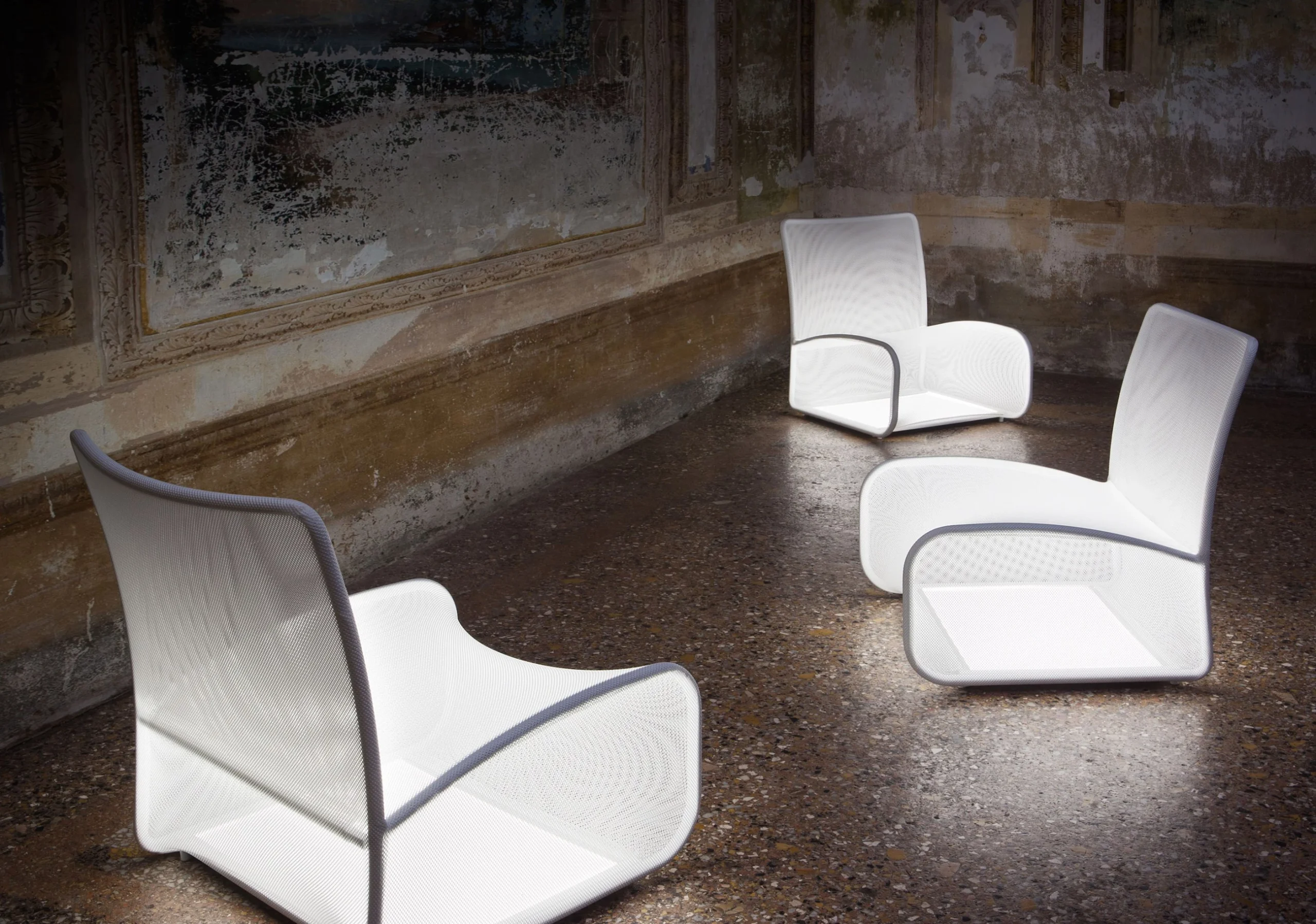 illuminated chaise lounge