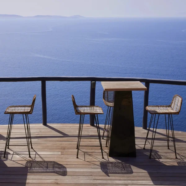 Inout Dining table - Image 13