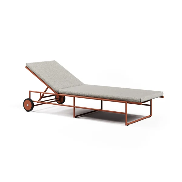 Pipe Chaise Longue