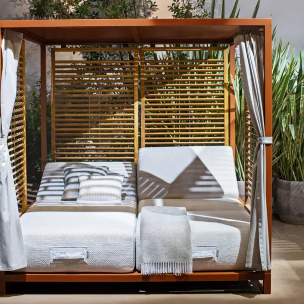 Alcova Daybed - Image 23