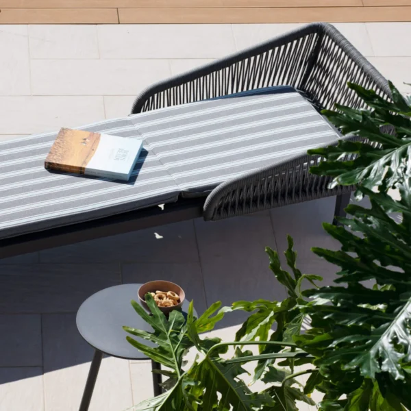 Dream 2.0 Chaise Lounge - Image 15