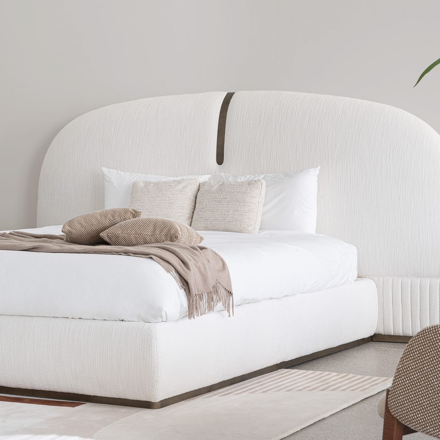 Suite Bed 7 Suite Bed - Image 7