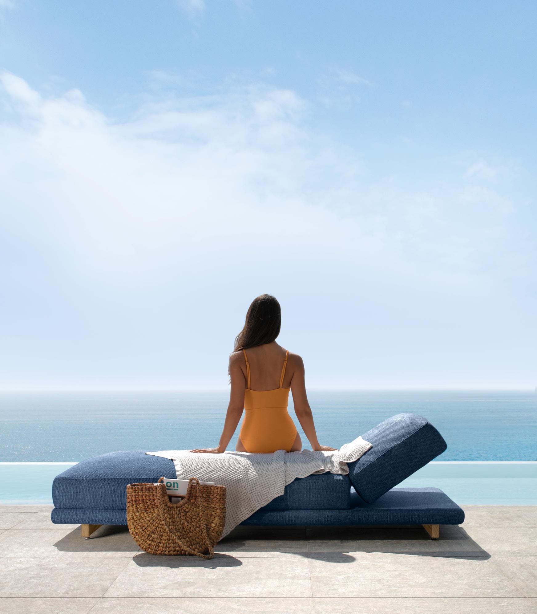 Argo//Wood Sunbed 2 Argo//Wood Sunbed - Image 2