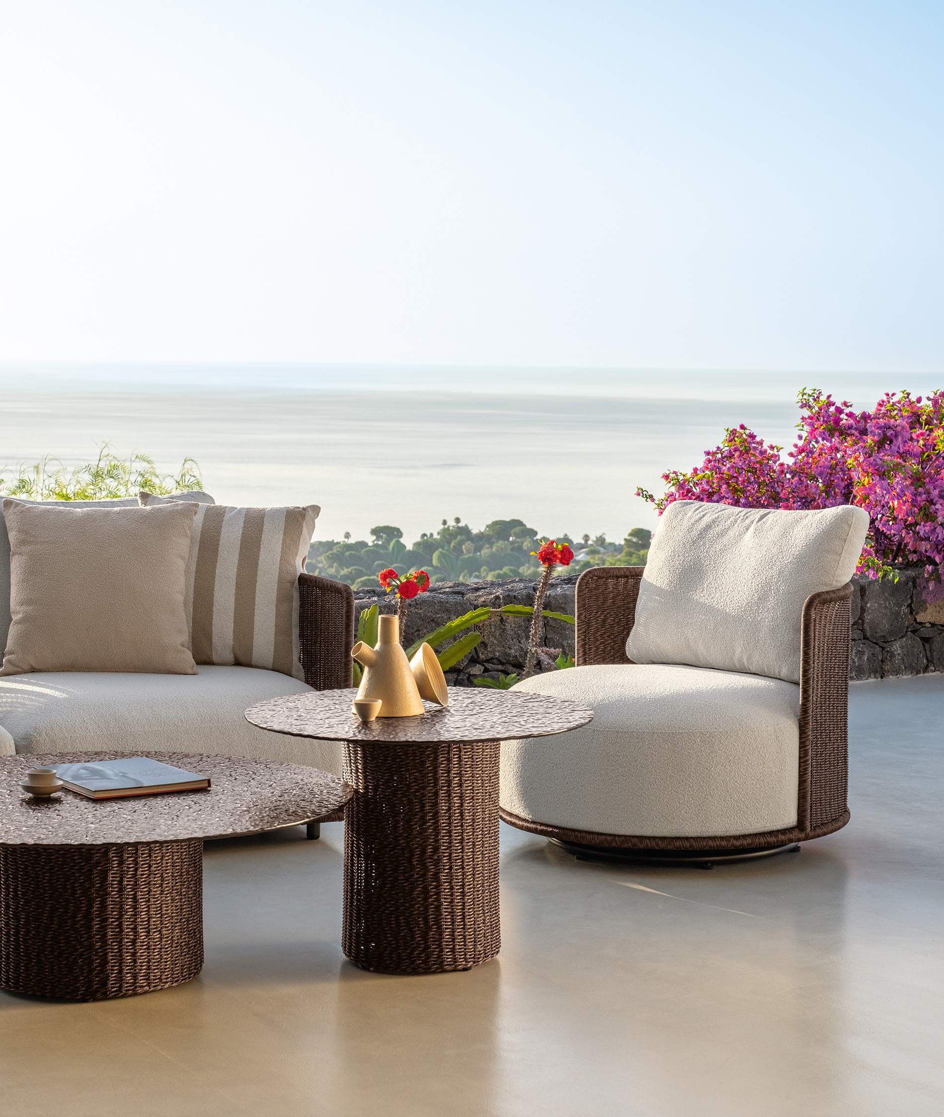 Bond Pouf 5 Bond Pouf - Image 5