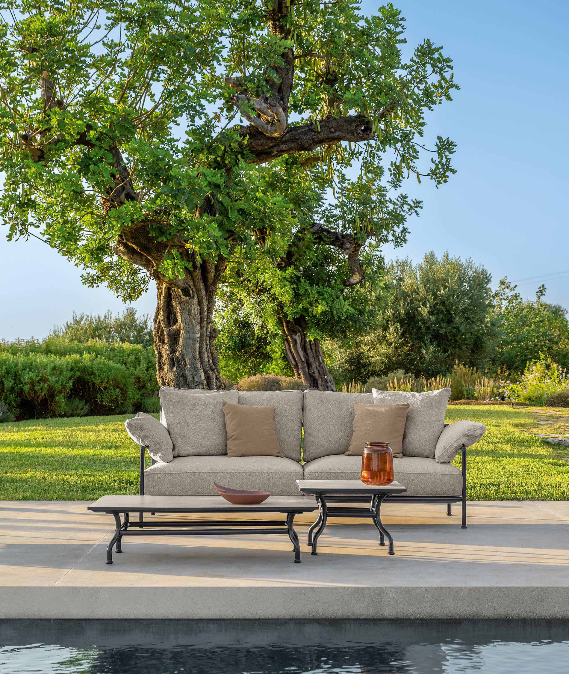 Capri Coffee Table 120×70 4 Capri Coffee Table 120×70 - Image 4