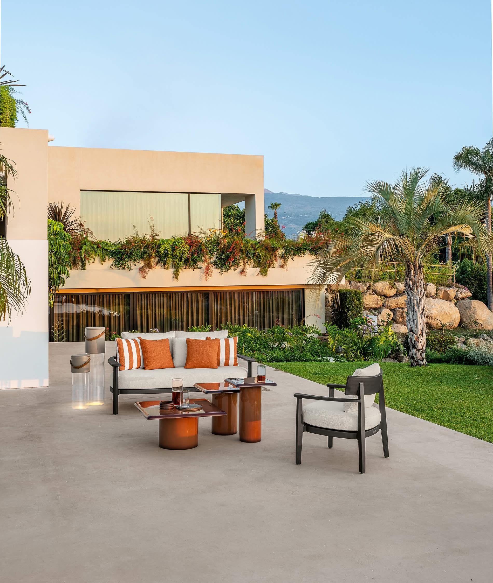 Ever//Alu 3-Seater Sofa 2 Ever//Alu 3-Seater Sofa - Image 2