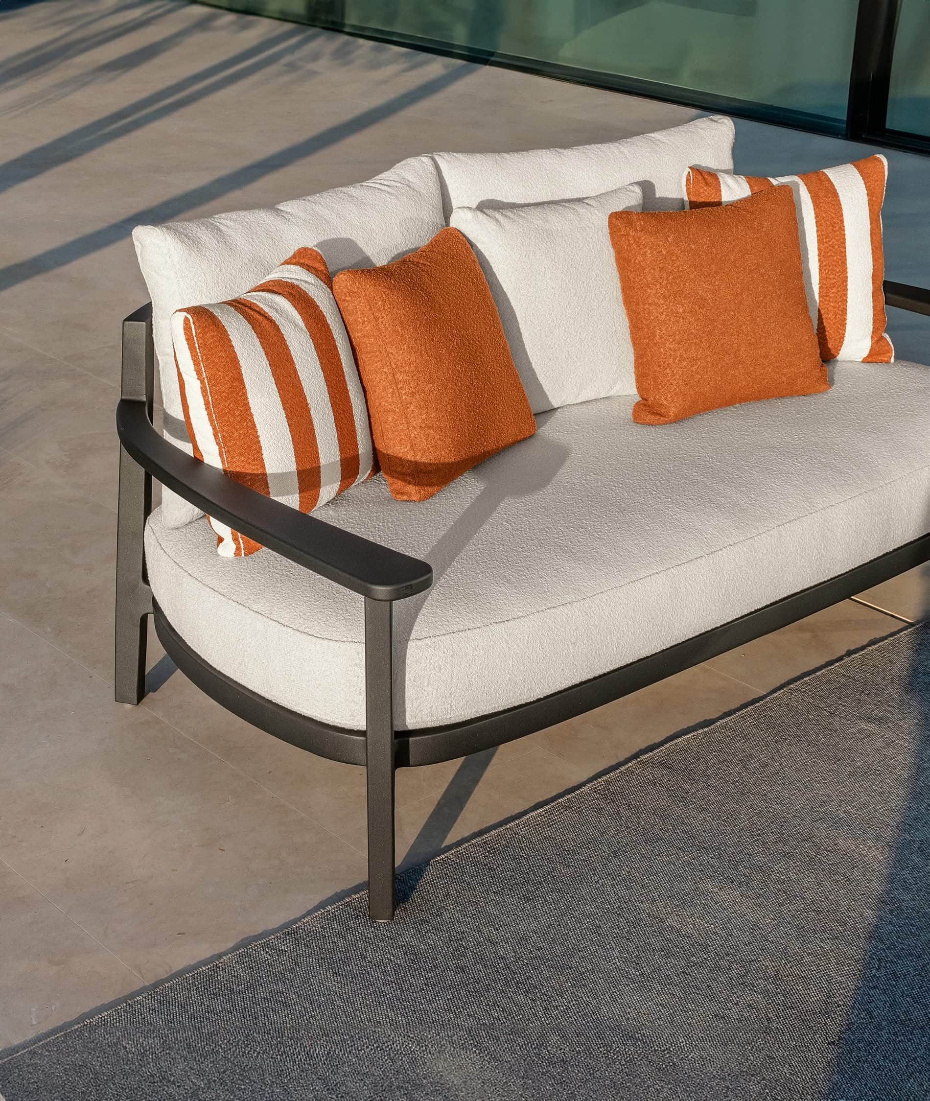 Ever//Alu 3-Seater Sofa 6 Ever//Alu 3-Seater Sofa - Image 6