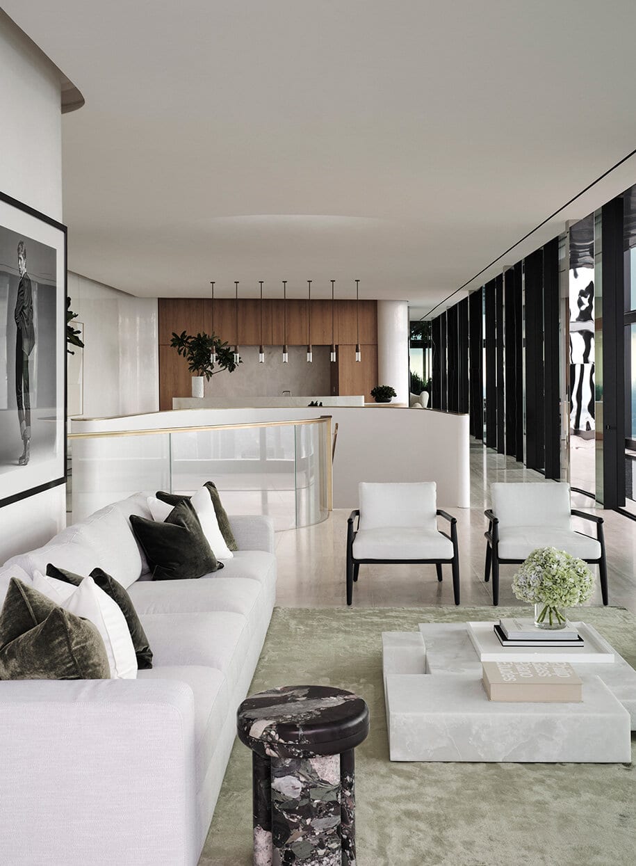 240418_DW_Freeman_BathurstSt_s21_0254copy-915x1245