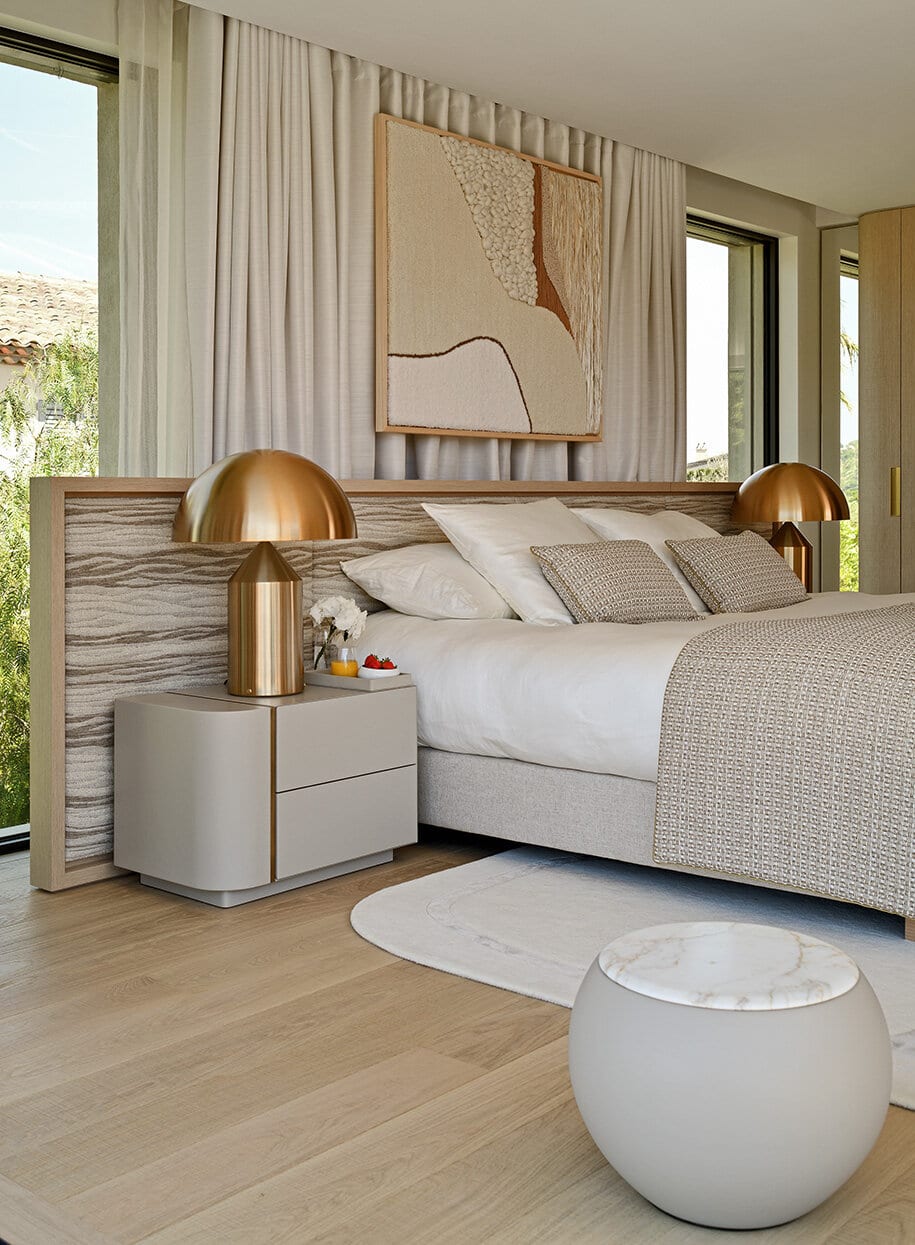 D98_8216_Studio_Erick_Saillet-915x1245