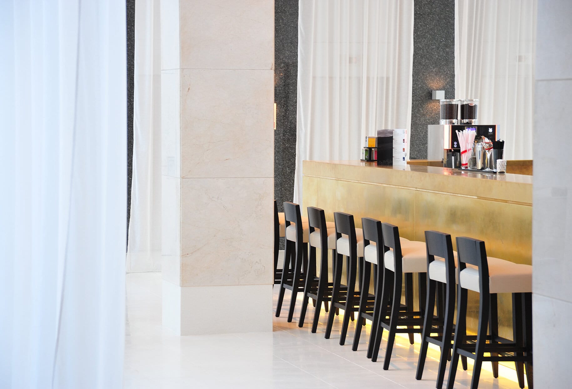 HiltonHotelBarcellona01-1830x1245