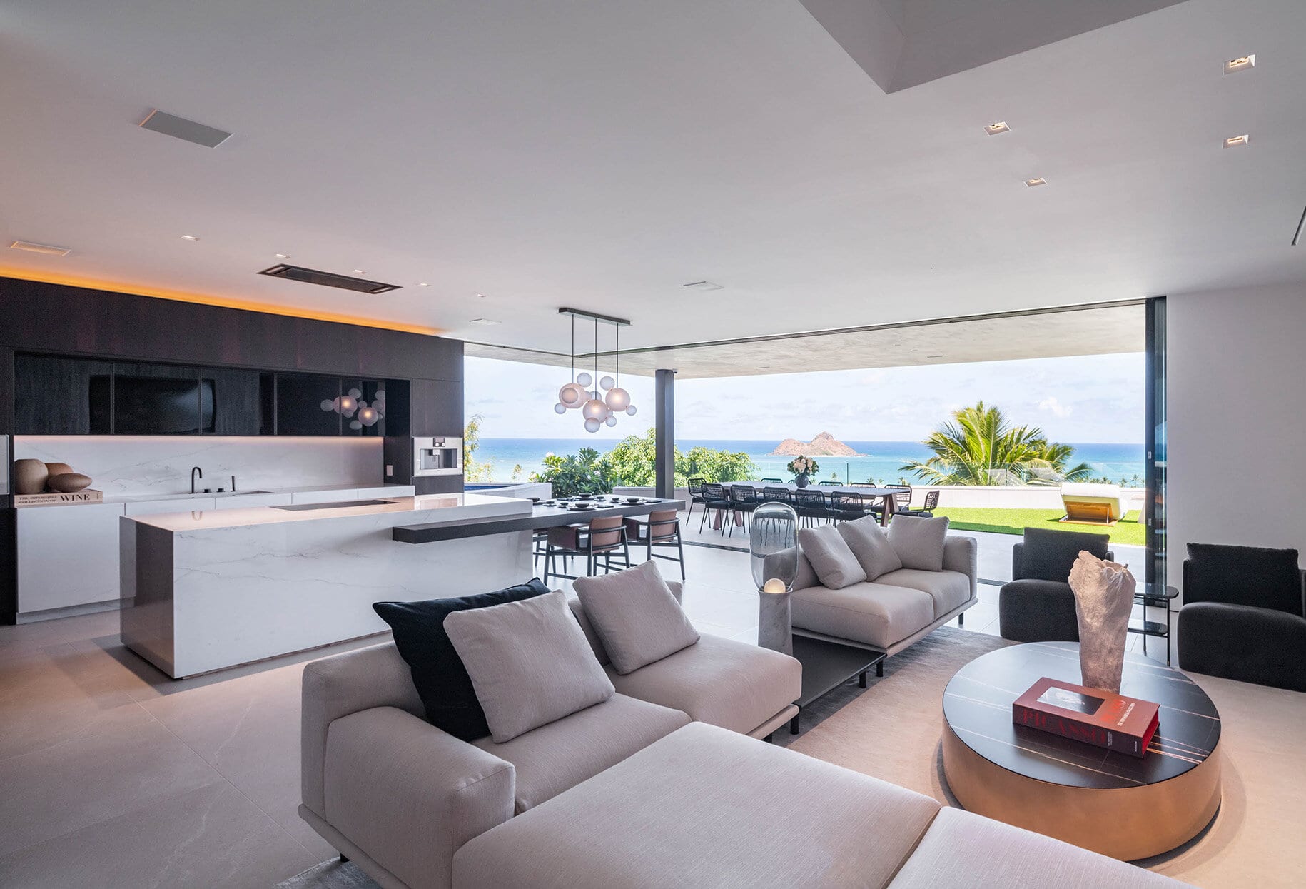 L1560026WebRes-1830x1245