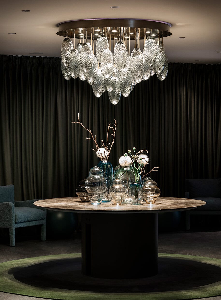 Mount_Med_R_25_1_89-915x1245