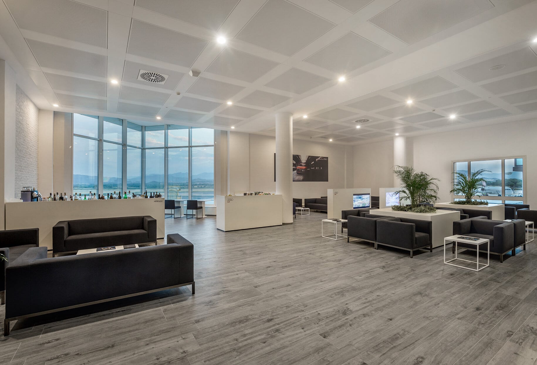 Olbiaairportlounge02-1830x1245