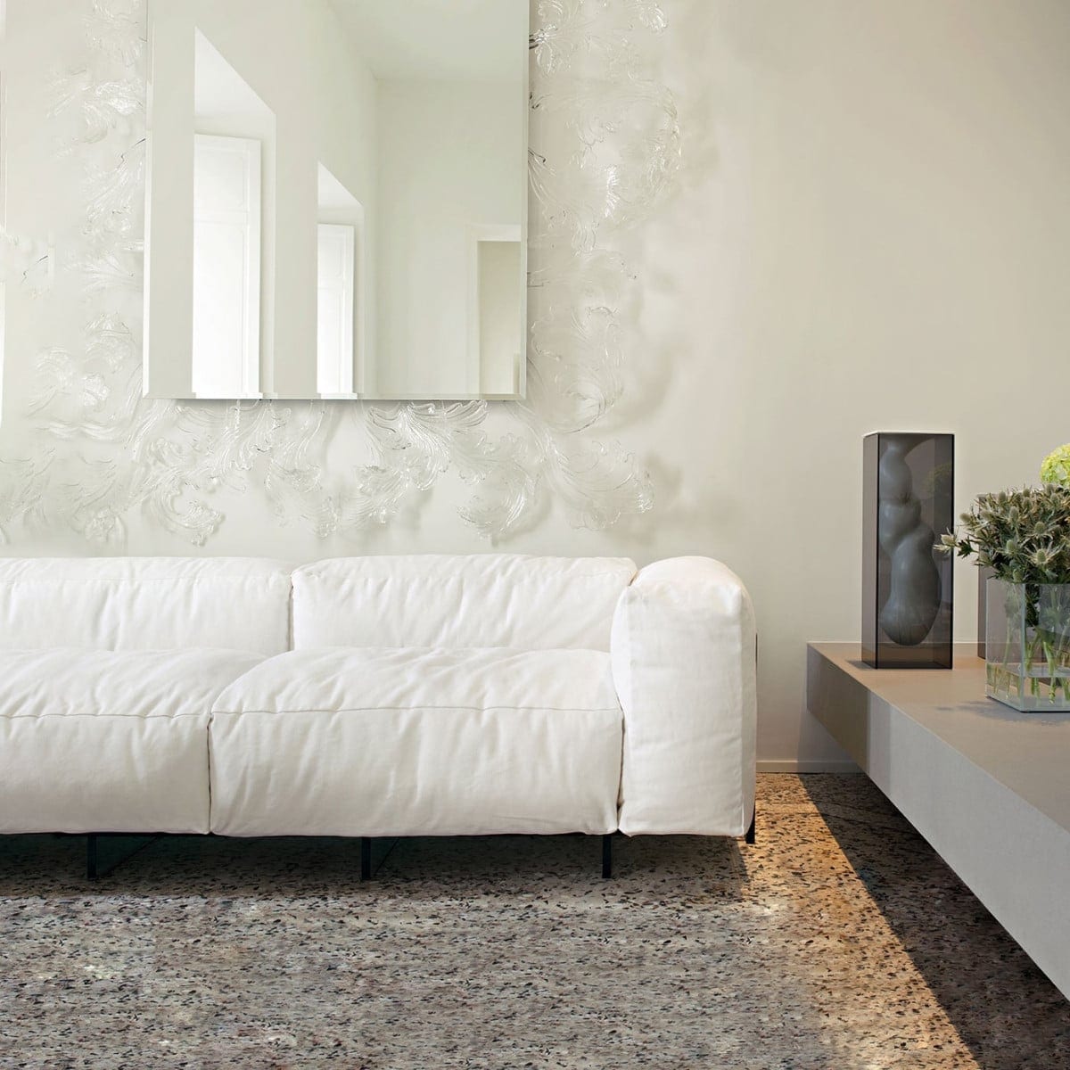 Crystal Lounge 15 Crystal Lounge - Image 15