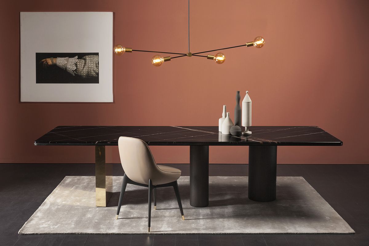 4000 Royal Table 5 4000 Royal Table