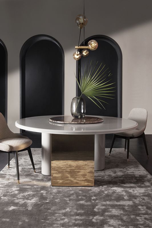 4000 Royal Table 9 4000 Royal Table
