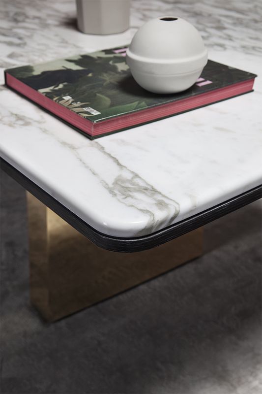 4000 Royal Table 10 4000 Royal Table