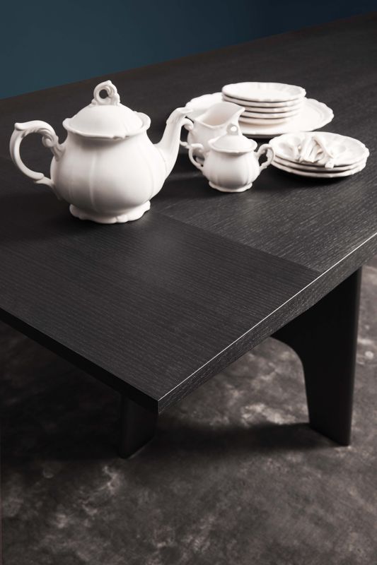 4050 Italo Table 8 4050 Italo Table