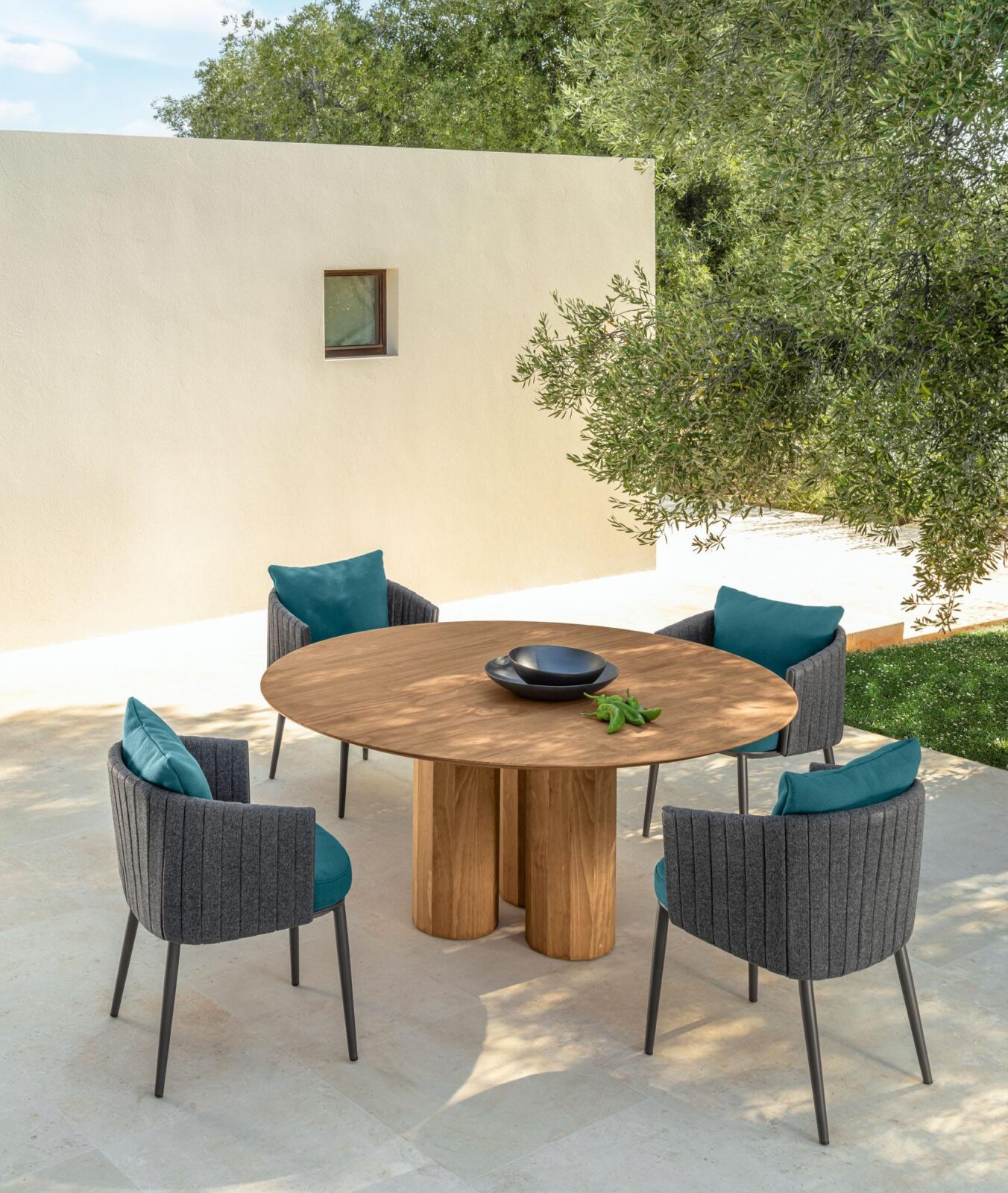Salinas Accoya Dining Table D135 5 Salinas Accoya Dining Table D135