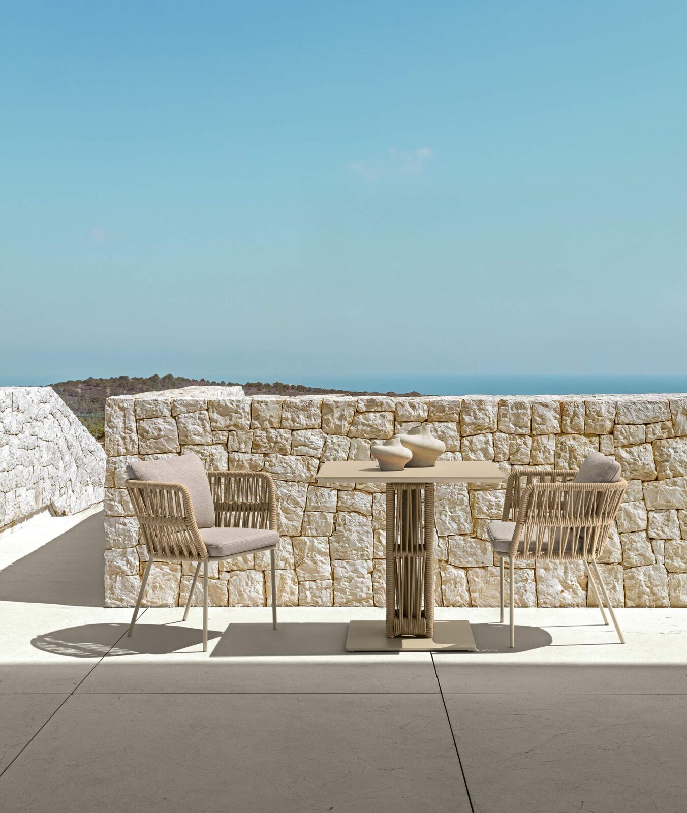 Cliff Dining Table 80×80 2 Cliff Dining Table 80×80