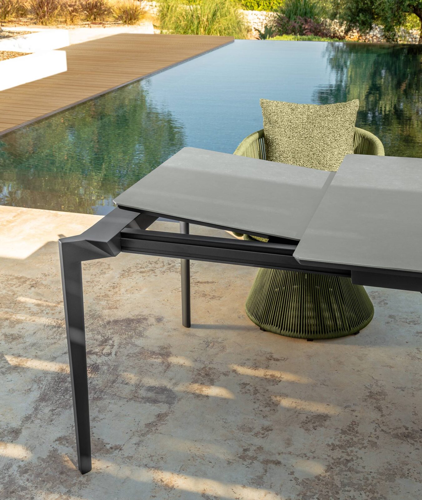 Leaf Extending Table Gres 160/220 2 Leaf Extending Table Gres 160/220