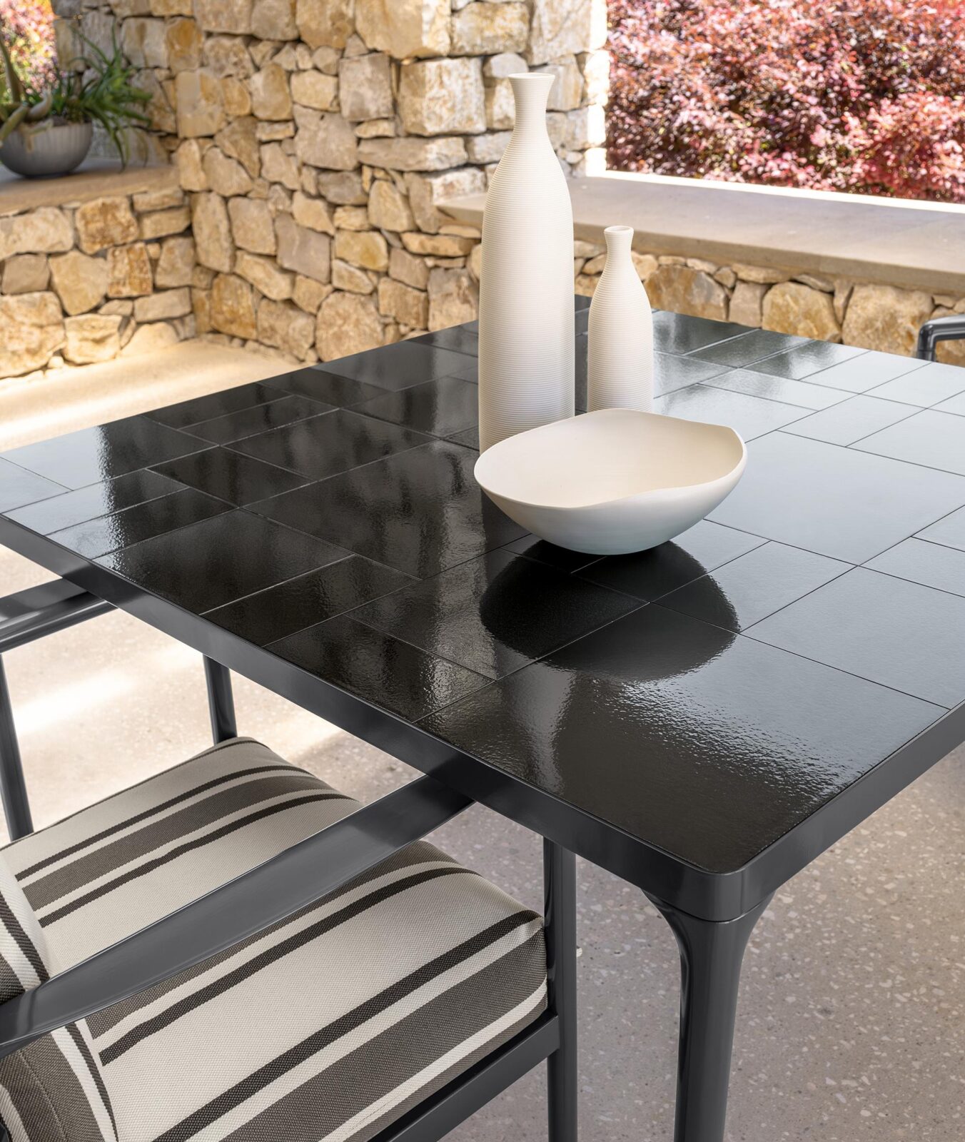 Nalu Dining Table 106×106 3 Nalu Dining Table 106×106
