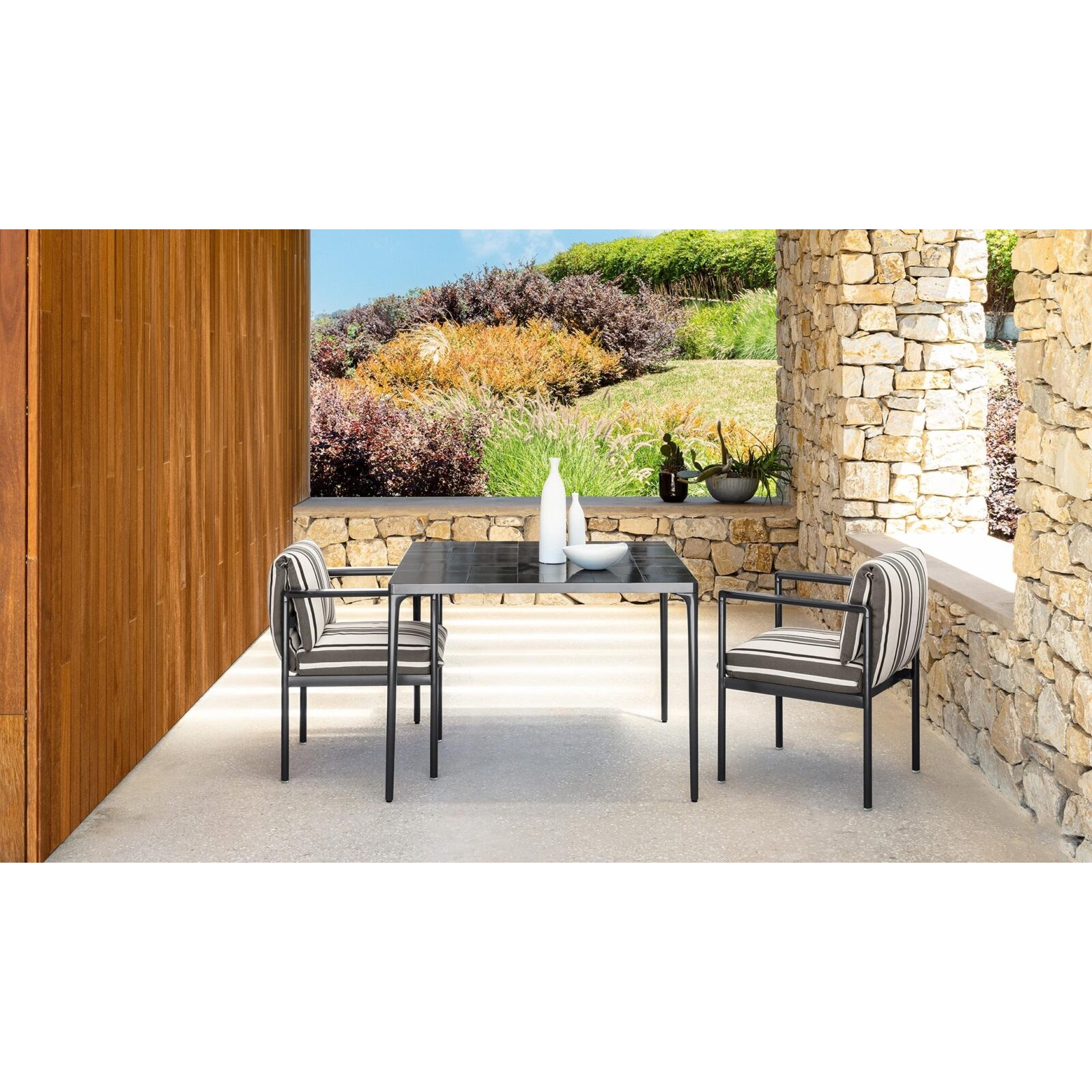 Nalu Dining Table 106×106 1 Nalu Dining Table 106×106