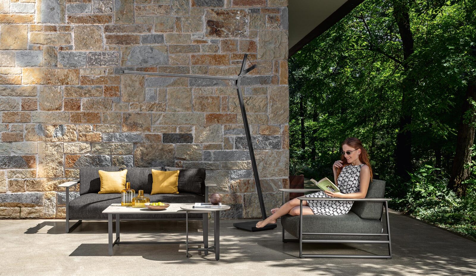 Cleo//Alu Arc Lamp 3 Cleo//Alu Arc Lamp